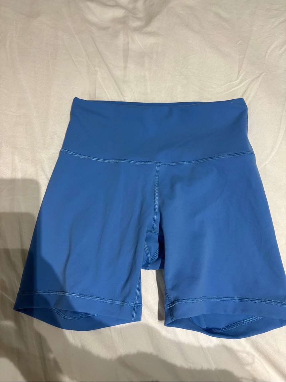 Lululemon Wunder Train High-Rise Short 4" in Aero Blue - Picture 4 of 5